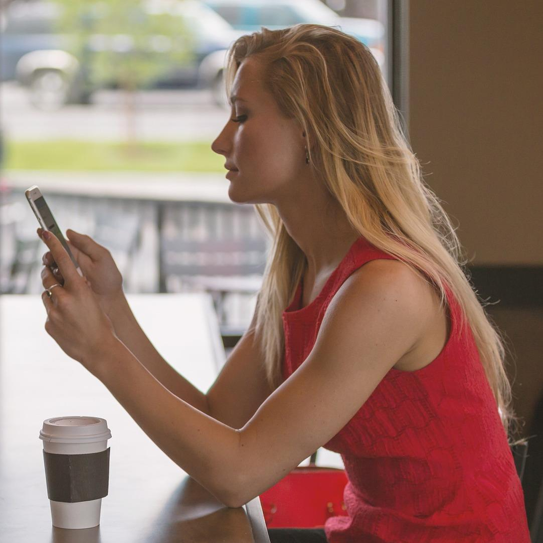 Free Singles Dating Agency Article Image